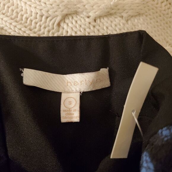 Harlyn Two-Tone Lace Surplice Dress size Small in Black/Blue - NEW - Picture 12 of 13